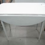 416 2402 DROP-LEAF TABLE